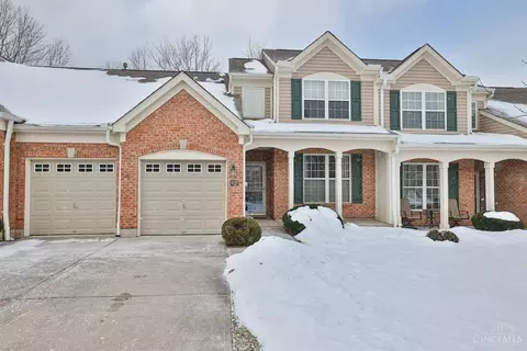 4137 Woodsly Dr, Batavia, OH 45103