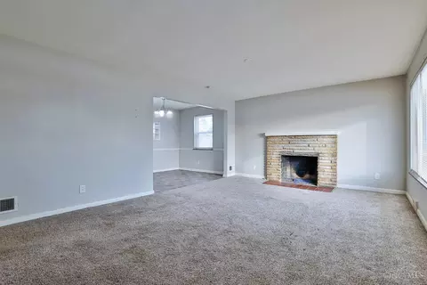 2079 Ebenezer Rd, Cincinnati, OH 45233 photo 4