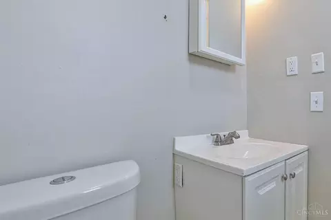 2079 Ebenezer Rd, Cincinnati, OH 45233 photo 17