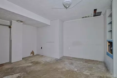 2079 Ebenezer Rd, Cincinnati, OH 45233 photo 21