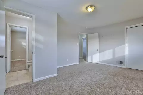 2079 Ebenezer Rd, Cincinnati, OH 45233 photo 14