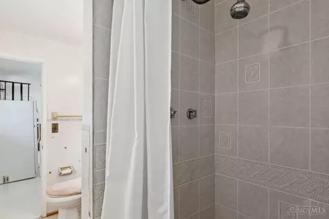 11964 Algiers Dr, Cincinnati, OH 45246 photo 29