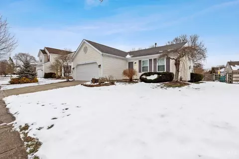 6600 Honeysuckle Ln, Hamilton Township, OH 45039