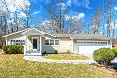 6329 Manila Rd, Goshen, OH 45122