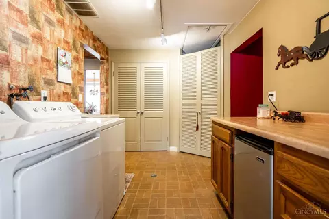 8349 Lynnehaven Dr, Cincinnati, OH 45236 photo 24
