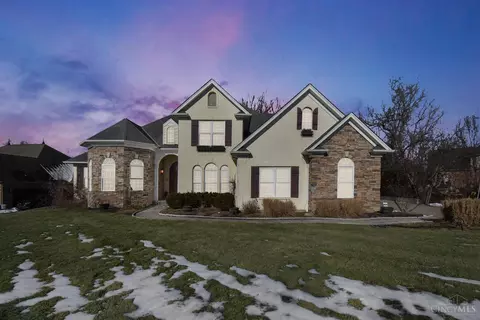 5806 Needleleaf Dr, Milford, OH 45150