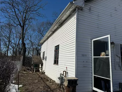 Exterior - 2311 May St, Cincinnati, OH 45206 photo 8 of 12