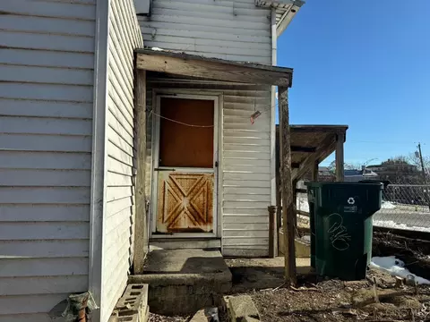 Exterior - 2311 May St, Cincinnati, OH 45206 photo 4 of 12