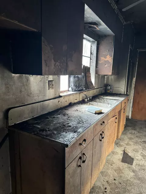 Kitchen - 2311 May St, Cincinnati, OH 45206 photo 2 of 11