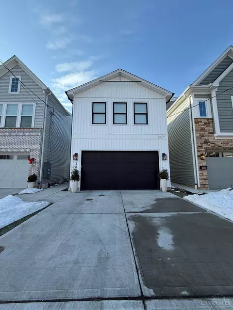 3033 Cinnamon St, Cincinnati, OH 45208 photo 2