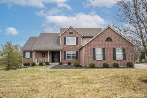 5784 Dayton Trl, Hamilton, OH 45011