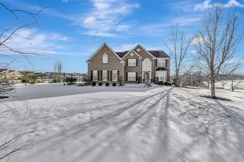629 Red Deer Dr, Lebanon, OH 45036