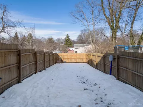 Exterior - 50 Andover Rd, Greenhills, OH 45218 photo 7 of 8