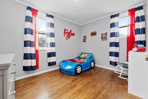 Bedroom - 50 Andover Rd, Greenhills, OH 45218 photo 2 of 2