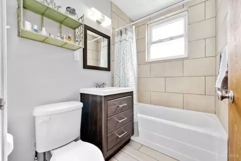 Bath - 50 Andover Rd, Greenhills, OH 45218 photo 1 of 1