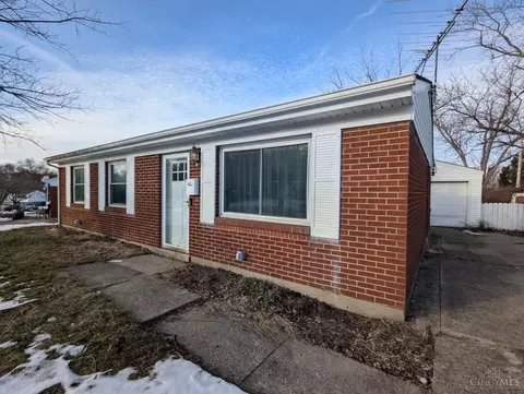 37 Twinbrook Dr, Hamilton, OH 45013