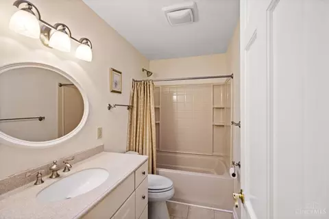 7466 Glenover Dr, Cincinnati, OH 45242 photo 29