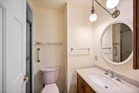 7466 Glenover Dr, Cincinnati, OH 45242 photo 32