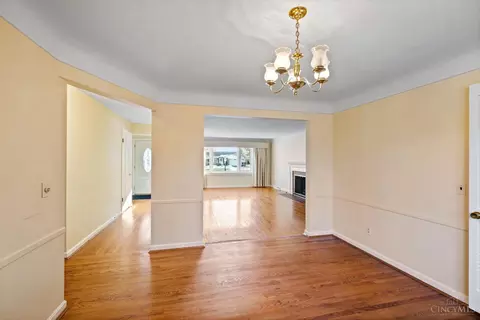 7466 Glenover Dr, Cincinnati, OH 45242 photo 5