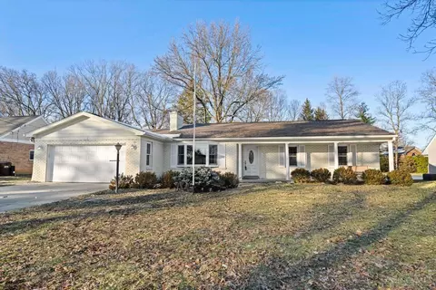 7466 Glenover Dr, Cincinnati, OH 45242