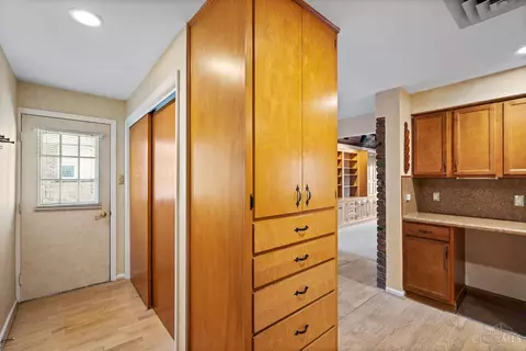7466 Glenover Dr, Cincinnati, OH 45242 photo 12