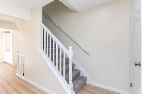 Entry Way - 4094 Independence Dr, Cincinnati, OH 45255 photo 1 of 3