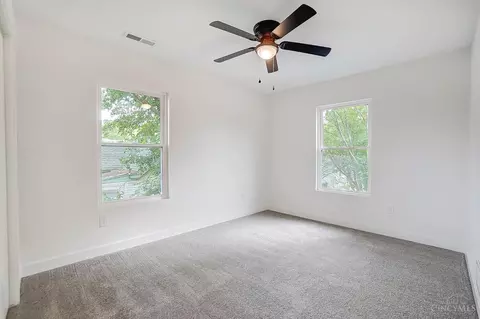 5403 Whetsel Ave, Cincinnati, OH 45227 photo 9