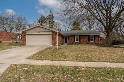 4120 Meadowsweet Dr, Dayton, OH 45424