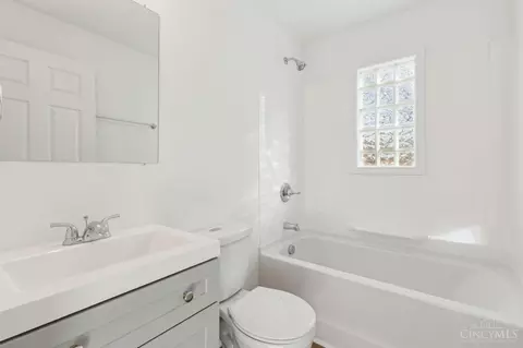 1666 Dewey Ave, Cincinnati, OH 45205 photo 7
