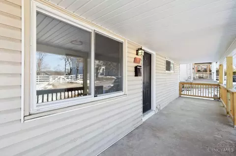 1666 Dewey Ave, Cincinnati, OH 45205 photo 2