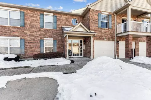 3314 Emerald Lakes Dr, Cincinnati, OH 45211
