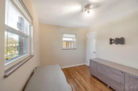 379 Amazon Ave, Cincinnati, OH 45220 photo 17