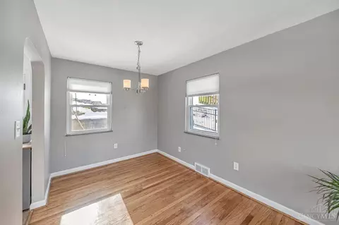 379 Amazon Ave, Cincinnati, OH 45220 photo 12