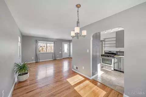 379 Amazon Ave, Cincinnati, OH 45220 photo 14
