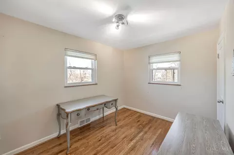 379 Amazon Ave, Cincinnati, OH 45220 photo 16