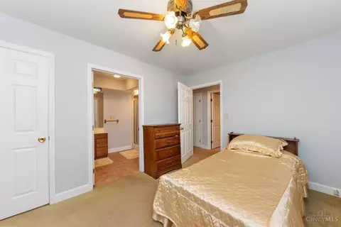 Bedroom - 1876 River Rd, Aberdeen, OH 45101 photo 1 of 4
