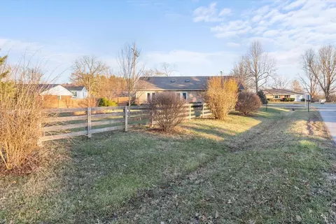 610 Bourbon St, Blanchester, OH 45107 photo 22