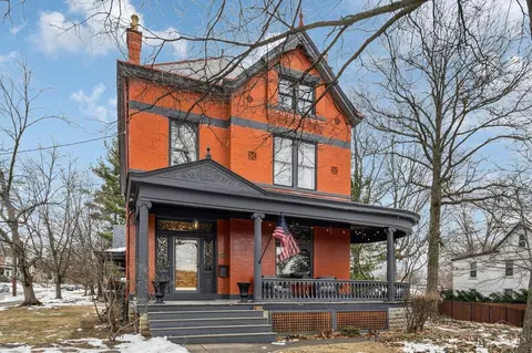 3132 Montana Ave, Cincinnati, OH 45211
