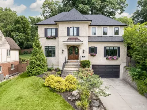 3456 Arnold St, Cincinnati, OH 45227