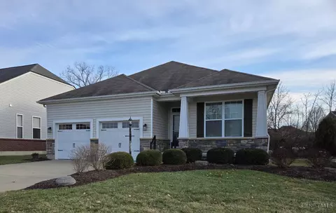 8259 Jeannes Creek Ln, West Chester, OH 45069
