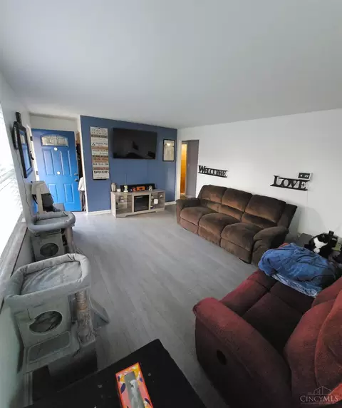 1453 Van Fleet Ave, Mount Healthy, OH 45231 photo 3