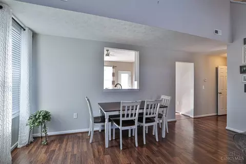 887 Anson Dr, Cincinnati, OH 45245 photo 8