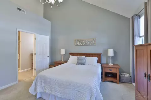 887 Anson Dr, Cincinnati, OH 45245 photo 14