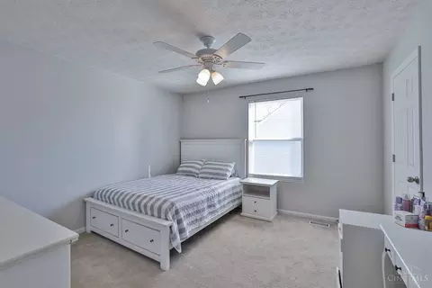 887 Anson Dr, Cincinnati, OH 45245 photo 16