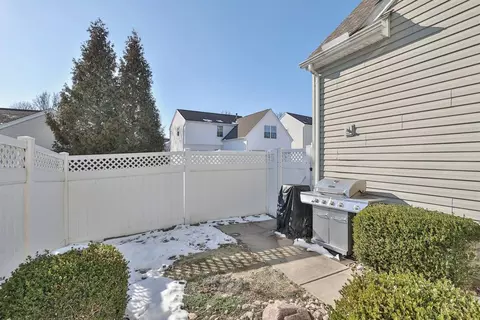887 Anson Dr, Cincinnati, OH 45245 photo 21