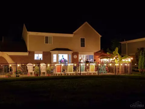 1024 Vixen Dr, Cincinnati, OH 45245 photo 2