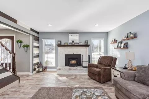 1024 Vixen Dr, Cincinnati, OH 45245 photo 10
