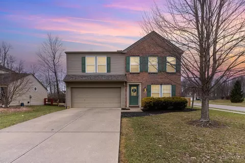 15 Shady Creek Ln, Amelia, OH 45102