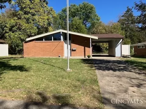 814 Cascade Rd, Forest Park, OH 45240