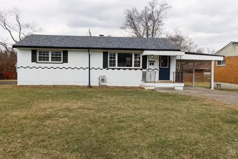 136 Riddle Rd, Woodlawn, OH 45215